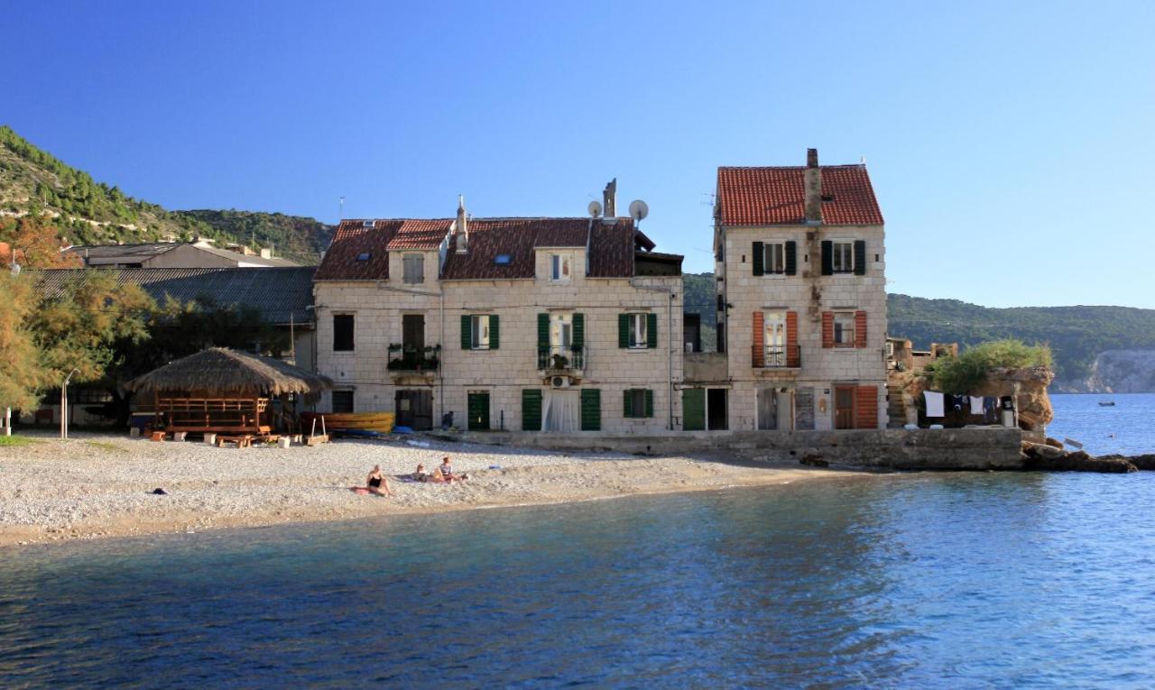 Apartments By The Sea Komiza, Vis - 8533 Exterior foto